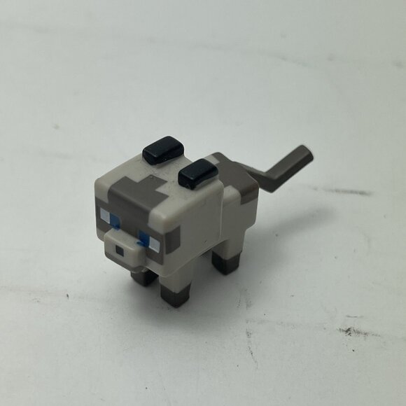 Pixelated Cow Action Figure - Picture 1 of 3